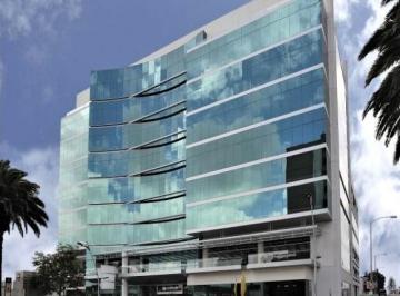Oficina · 135m² · 1 Estacionamiento · Oficina en Venta en Colonia La Paz y Av Juárez