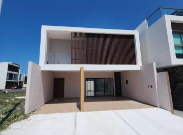 Casa · 180m² · 3 Recámaras · 2 Estacionamientos · Venta de Casa en Fraccionamiento Lomas de La Rioja