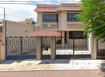 Casa de 4 habitaciones, Querétaro · Venta de Casa en Queretaro Calesa C Quetzal