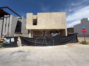 Casa de 4 habitaciones, Zapopan · Residencia Nueva en Venta, Los Robles, Jal, Zapopan.