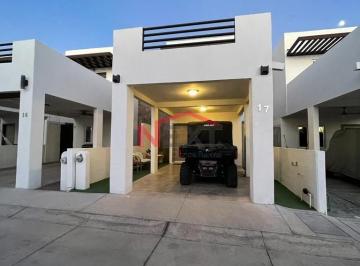 Foto principal · Se Renta Casa en Condominios Tetakawi.