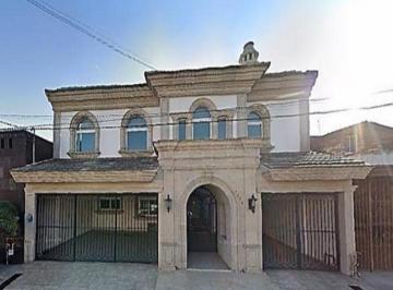Casa de 4 habitaciones, San Nicolás de los Garza · Hermosa Casa Excelente Ubicación en Sannicolas de Los Garza