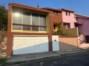 Casa · 190m² · 3 Recámaras · Casa - Fraccionamiento Floresta