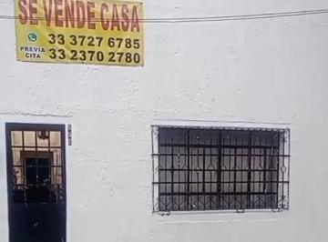 Casa uso de suelo de 5 habitaciones, Guadalajara · Casa en Venta Colonia Barrio El Retiro 5 Recamaras