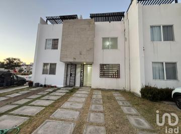 Casa · 116m² · 3 Recámaras · 1 Estacionamiento · Casa en Venta Frac. Cordillera, Leon Gto.