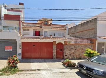 Casa de 5 habitaciones, Puerto Vallarta · Venta de Casa en Versalles Guadalajara Jalisco.