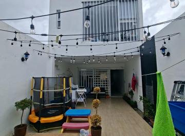 Casa de 3 habitaciones, Cancún · Casa en Venta Jardines del Sur 2