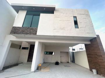 Casa de 3 habitaciones, Saltillo · Casa en Venta en Residencial Piamonte