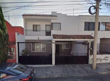 Casa de 4 habitaciones, Guadalajara · Venta de Casa en Santa Monica Guadalajara Jalisco.