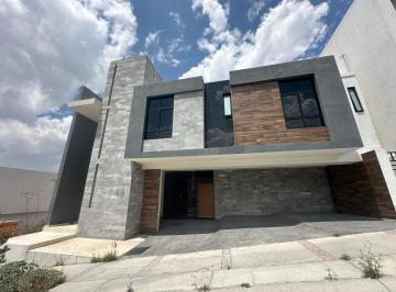 Casa de 4 habitaciones, San Luis Potosí · Casa en Venta en El Club de Golf La Loma, San Luis Potosí.