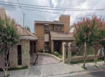 Casa de 5 habitaciones, San Pedro Garza García · ¡Hermosa Casa en San Pedro Garza García!