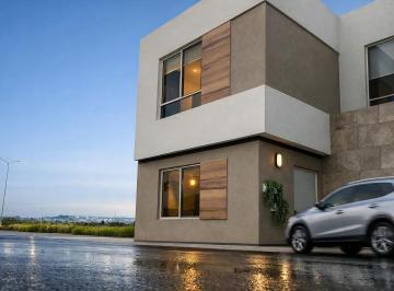 Casa de 3 habitaciones, El Marqués · Se Vende Casa en Zona, Ciudad Maderas, 3 Recamaras, 2 Baños
