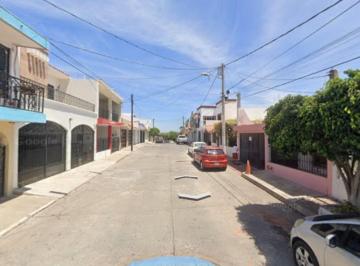 Casa de 3 habitaciones, Mazatlán · Casa en Venta en Agricola Oriental Ciudad de Mexico