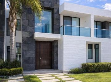 Casa en condominio · 149m² · 3 Recámaras · 2 Estacionamientos · Casa en Condominio - Fraccionamiento Valle de Juriquilla