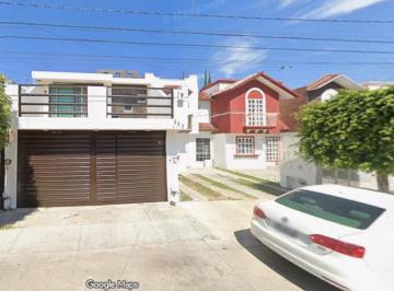 Casa de 3 habitaciones, León · Venta de Casa en Condado del Colmenar Viejo, Col. El Condado Plus, Leon de Los Aldama Guanajuato.