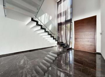 Casa en condominio · 377m² · 3 Recámaras · 2 Estacionamientos · Casa 3 Recámaras con Alberca | Playas del Conchal