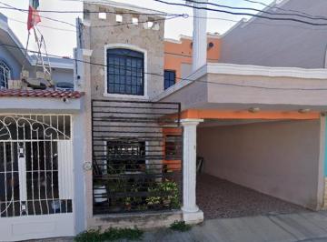 Casa de 3 habitaciones, Zapotiltic · Casa de 120 m² Superficie de Terreno con 3 Recámaras en Venta en Colinde