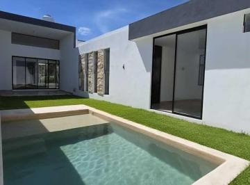 Casa · 210m² · 3 Recámaras · 2 Estacionamientos · Casa en Venta en Merida Dzitya un Piso