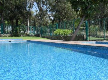 Casa de 8 habitaciones, El Salto · Residencia en Venta en Country Club Atlas con Acceso Al Golf y Alberca