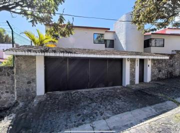 Casa de 5 habitaciones, Cuernavaca · Casa en Venta en Hacienda Tétela, Cuernavaca, Morelos.