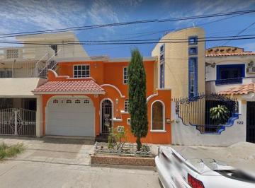 Casa en Venta de 3 habitaciones Villas del Estero · Casa con 140 m² de Terreno y 3 Recámaras en Venta en Villas del Estero, Mazatlan