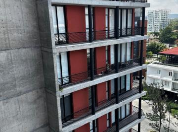 Departamento de 3 habitaciones, Zapopan · Lujoso Departamento Amueblado en Venta