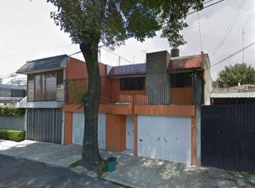Casa de 3 habitaciones, Coyoacán · Casa en Coyoacán en Recuperación Bancaria Cerca de Country