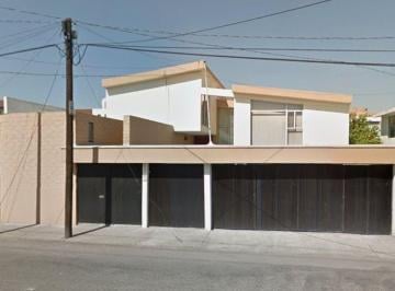 Casa de 5 habitaciones, Salamanca · Venta de Casa en Centro Salamanca Guanajuato.