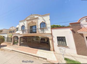 Casa de 6 habitaciones, Ahome · Venta de Casa en Flor de Mayo Fraccionamiento del Real Los Mochis Ahome