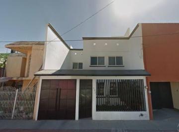 Casa de 3 habitaciones, León · Venta de Casa en Parque Manzanares Leon de Los Aldama Guanajuato.