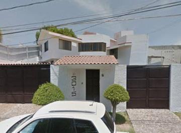 Casa de 4 habitaciones, Irapuato · Venta de Casa en Villas de Irapuato Irapuato Guanajuato.