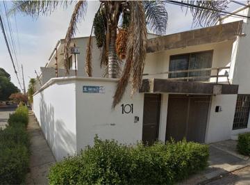 Casa de 4 habitaciones, Tulancingo de Bravo · Casa con 310 m² Superficie de Terreno y 4 Dorm. en Venta en Jardines del Sur
