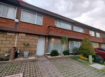 Casa · 138m² · 4 Recámaras · 2 Estacionamientos · Casa en Villas Fontana