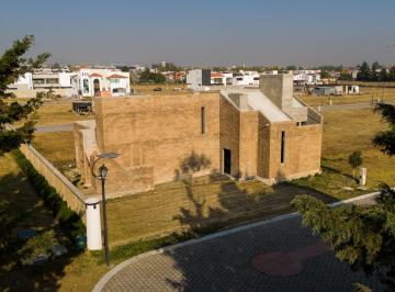 Casa de 4 habitaciones, Calimaya · Casa en Venta en El Meson Calimaya