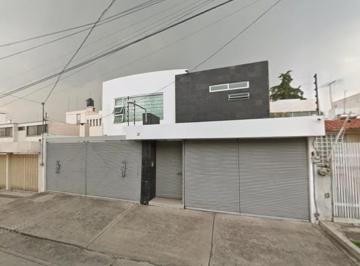 Casa de 3 habitaciones, Naucalpan de Juárez · Casa en Venta en Cd. Satélite