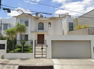 Casa de 4 habitaciones, Tijuana · Casa de 290 m² con 4 Recámaras en Venta en Jardines de Chapultepec