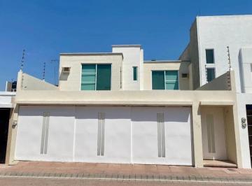 79dfa25f7a6374e8f7a8db3c29ef52afa864a134257d3ab12681cc2aee3c996f · Casa en Venta en Bosques del Prado Oriente