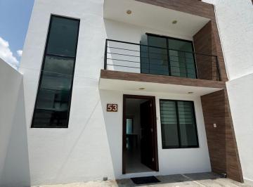 Casa · 160m² · 3 Recámaras · Casa en Equipamiento Zona Cementos Atoyac