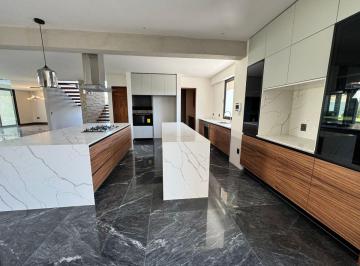 Casa de 4 habitaciones, Atizapán de Zaragoza · Casa en Venta con Lujosos Acabados en Rancho San Juan