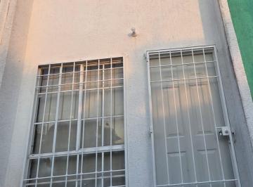 Casa en condominio de 2 habitaciones, Querétaro · Casa Semiamueblada en Jardines de Santiago