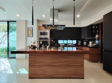 Casa de 4 habitaciones, Tlajomulco de Zúñiga · Casa en Venta en Provenza Residencial
