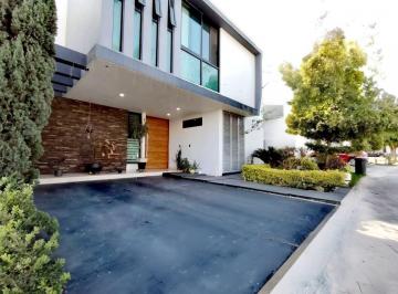 Casa de 4 habitaciones, Tlajomulco de Zúñiga · Casa en Venta en Provenza Residencial