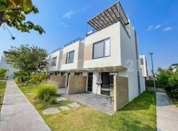 Casa · 121m² · 3 Recámaras · 1 Estacionamiento · Casa en Condominio con Diversas Amenidades en Santa Fe Lifestyle, Xochitepec