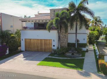 Casa de 4 habitaciones, Bahía de Banderas · Casa en Venta Dentro del Tigre Club de Golf, Nuevo Vallarta, Nayarit