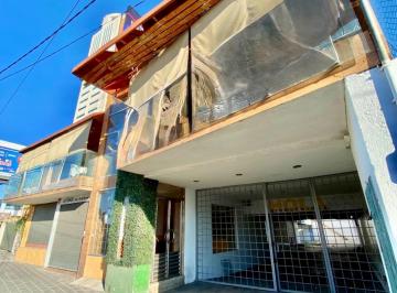 Edificio · 1032m² · 12 Estacionamientos · Edificio Comercial - La Paz