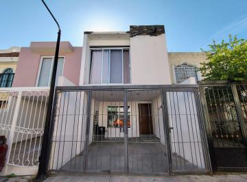 Casa de 2 habitaciones, Guadalajara · Casa en Venta en Jardines del Nilo en Guadalajara Jalisco