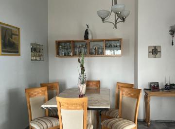 Casa · 165m² · 3 Recámaras · 2 Estacionamientos - 5211jluis · Casa en Esquina Frente a Parque – Una Sola Planta – Totalmente Remodelada