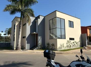 Casa de 3 habitaciones, Fortín · Venta de Casa en Fortín Veracruz 1 Habitación en Planta Baja Fraccionamiento Villas de La Llave