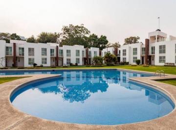 Casa en condominio · 91m² · 3 Recámaras · 1 Estacionamiento · Casa con Alberca Propia, Condominio Residencial, Centro, Jiutepec.