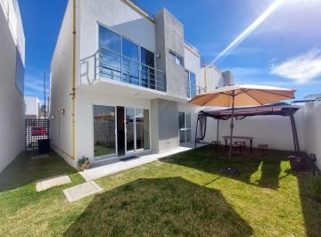 Casa · 155m² · 3 Recámaras · 2 Estacionamientos · Casa en Venta de 3 Recámaras con Vista Al Mar en Zona Residencial - (4)